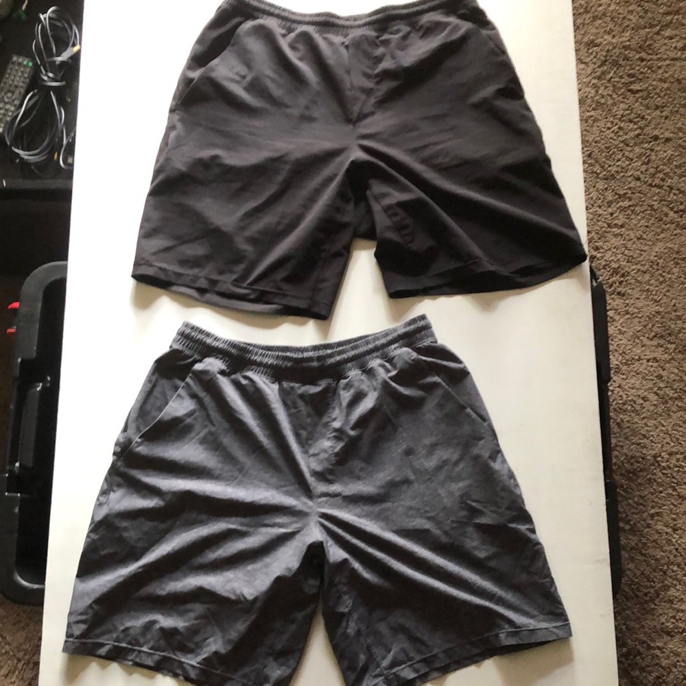 Lululemon 9’ Pace Breaker Shorts